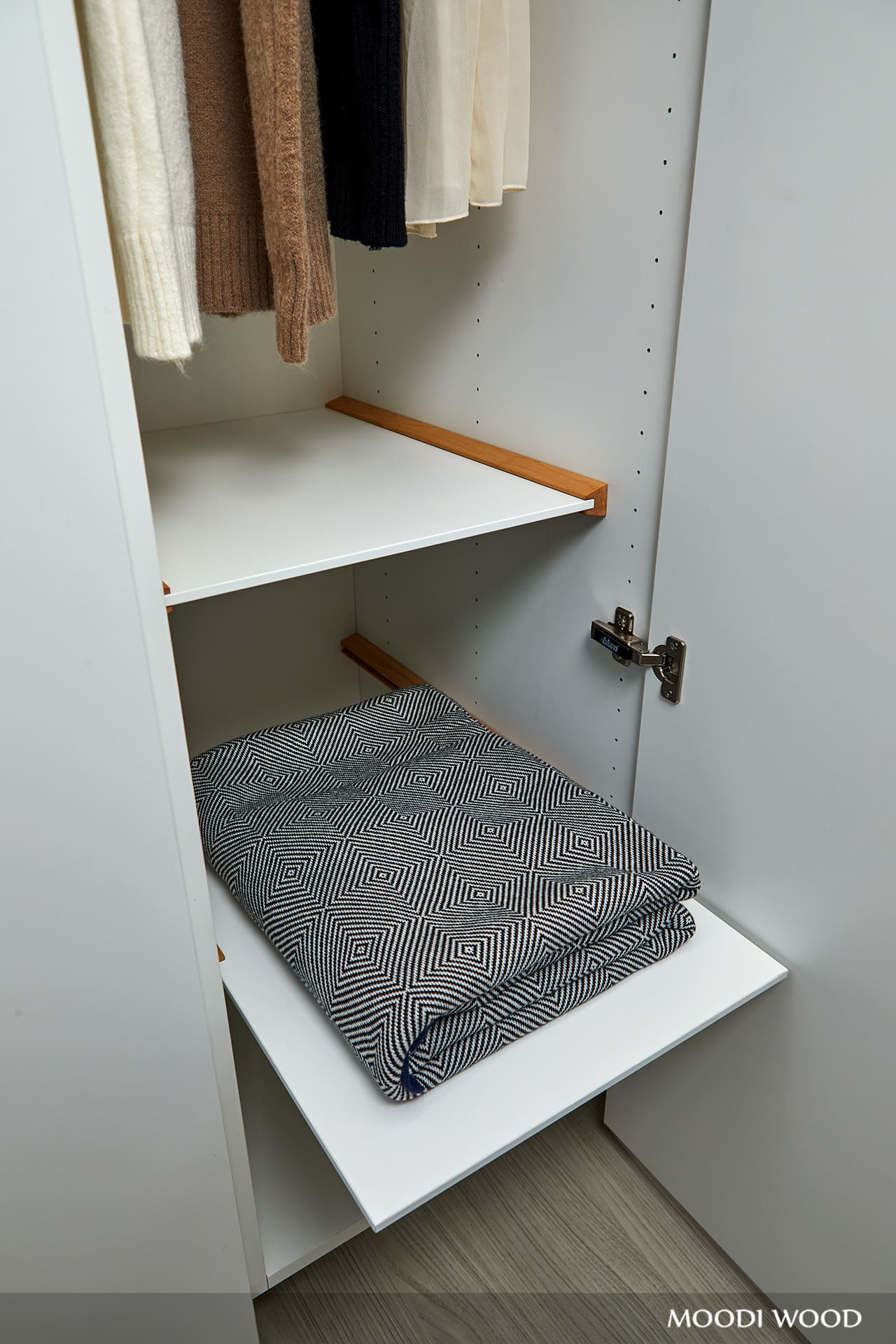 MOODI WOOD_H2衣櫃_F款薄抽層板_8166